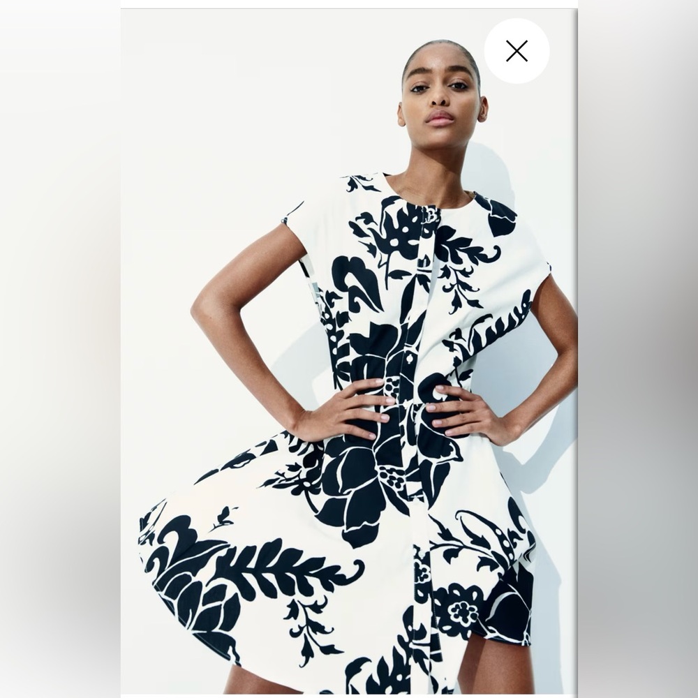 H&M Black and White Floral Short Sleeve Button Down Mini Dress